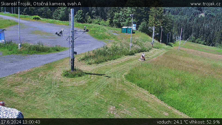 Skiareál Troják - Otočná kamera, svah A - 17.6.2024 v 13:00