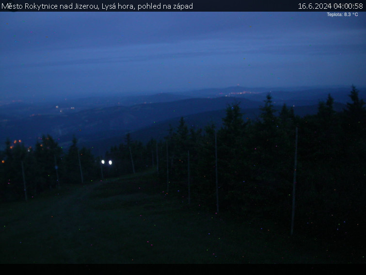 Město Rokytnice nad Jizerou - Lysá hora, pohled na západ - 16.6.2024 v 04:00
