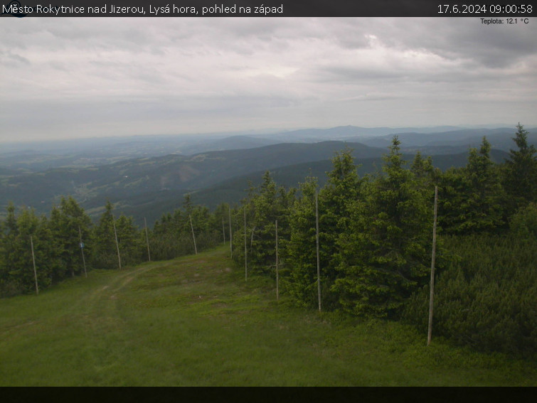 Město Rokytnice nad Jizerou - Lysá hora, pohled na západ - 17.6.2024 v 09:00