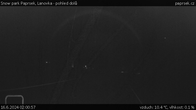 Snow park Paprsek - Lanovka - pohled dolů - 16.6.2024 v 02:00
