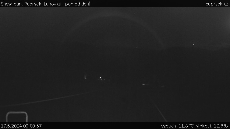Snow park Paprsek - Lanovka - pohled dolů - 17.6.2024 v 00:00