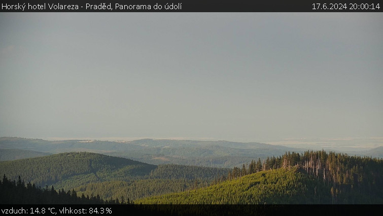 Horský hotel Volareza - Praděd - Panorama do údolí - 17.6.2024 v 20:00