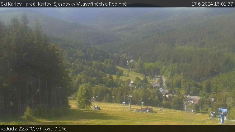 Ski Karlov - areál Karlov - Sjezdovky V Javořinách a Rodinná - 17.6.2024 v 16:01