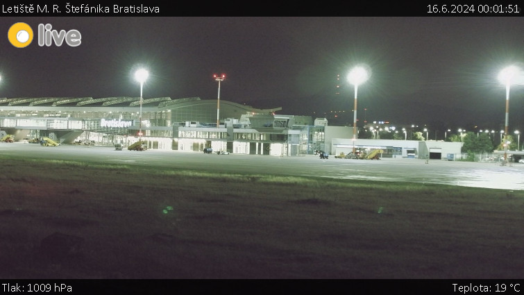 Letiště Bratislava - Letiště M. R. Štefánika Bratislava - 16.6.2024 v 00:01