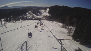Snow park Paprsek - Lanovka - pohled dolů - 2.3.2023 v 09:48