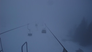 Snow park Paprsek - Lanovka - pohled dolů - 4.3.2023 v 06:08