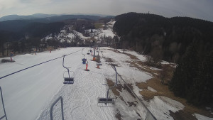 Snow park Paprsek - Lanovka - pohled dolů - 19.3.2023 v 08:35