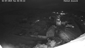 Obec Mikulovice - Pohled na Jeseniky - 2.7.2024 v 03:45