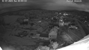 Obec Mikulovice - Pohled na Jeseniky - 2.7.2024 v 04:03