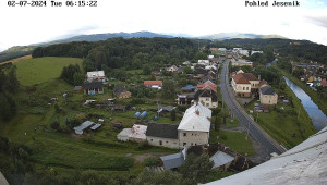 Obec Mikulovice - Pohled na Jeseniky - 2.7.2024 v 07:15