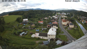 Obec Mikulovice - Pohled na Jeseniky - 2.7.2024 v 07:33