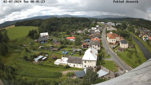 Obec Mikulovice - Pohled na Jeseniky - 2.7.2024 v 09:45