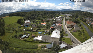 Obec Mikulovice - Pohled na Jeseniky - 2.7.2024 v 13:33