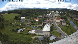 Obec Mikulovice - Pohled na Jeseniky - 2.7.2024 v 13:45