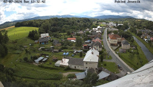 Obec Mikulovice - Pohled na Jeseniky - 2.7.2024 v 14:32