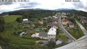 Obec Mikulovice - Pohled na Jeseniky - 2.7.2024 v 15:15