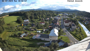 Obec Mikulovice - Pohled na Jeseniky - 2.7.2024 v 19:02