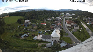 Obec Mikulovice - Pohled na Jeseniky - 2.7.2024 v 19:15