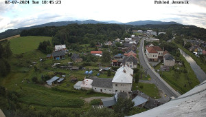 Obec Mikulovice - Pohled na Jeseniky - 2.7.2024 v 19:45