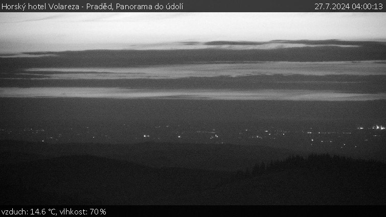 Horský hotel Volareza - Praděd - Panorama do údolí - 27.7.2024 v 04:00