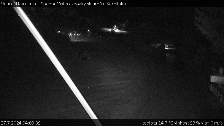 Skiareál Karolinka  - Spodní část sjezdovky skiareálu Karolinka - 27.7.2024 v 04:00